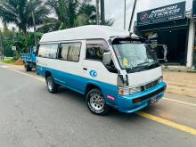 Nissan Caravan 1989 Van