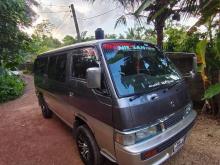 Nissan Caravan 1990 Van