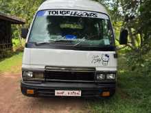 Nissan Caravan 1980 Van