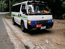Nissan Caravan 1992 Van
