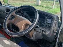 Nissan Caravan 1993 Van