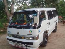 Nissan Caravan 1995 Van