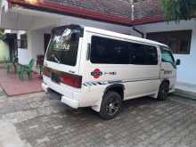 Nissan Caravan 1994 Van