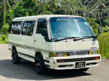 Nissan Caravan 1992 Van
