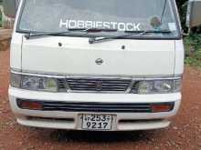 Nissan Caravan 1995 Van