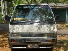 Nissan Caravan 1990 Van
