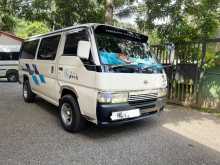 Nissan Caravan 1998 Van
