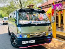 Nissan Caravan 1989 Van