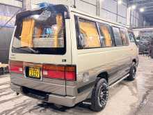 Nissan Caravan 1997 Van