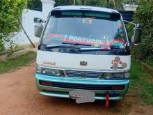 Nissan Caravan 1993 Van