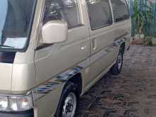 Nissan Caravan 1993 Van