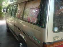 Nissan Caravan 1995 Van