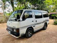 Nissan Caravan 1988 Van