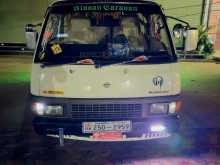 Nissan Caravan 1993 Van