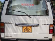 Nissan Caravan 1999 Van