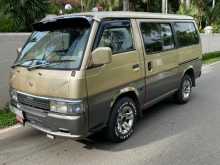 Nissan Caravan 1999 Van