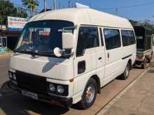 Nissan Caravan 1980 Van