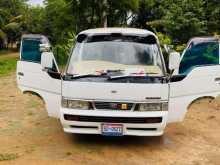 Nissan Caravan 1991 Van