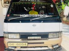 Nissan Caravan 1990 Van