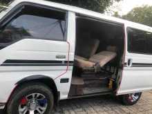 Nissan Caravan 1997 Van