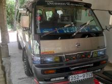 Nissan Caravan 1995 Van