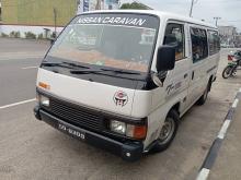 Nissan CARAVAN 1992 Van