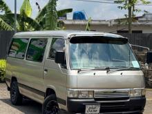 Nissan Caravan 1998 Van