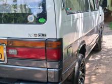 Nissan Caravan 1993 Van