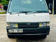 Nissan Caravan 2001 Van