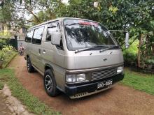 Nissan Caravan 1995 Van