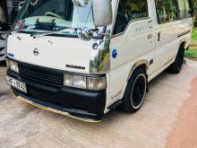 Nissan Caravan 1999 Van
