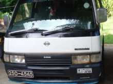 Nissan Caravan Qd 27 1993 Van