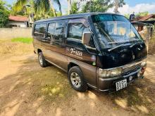 Nissan Caravan 1995 Van