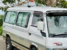 Nissan Caravan 1999 Van