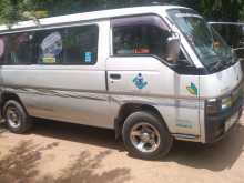 Nissan Caravan 1995 Van