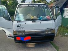 Nissan Caravan 1989 Van