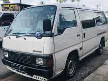 Nissan Caravan 1991 Van