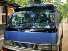 Nissan Caravan 1995 Van