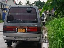 Nissan Caravan 1991 Van