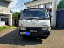 Nissan CARAVAN 1993 Van