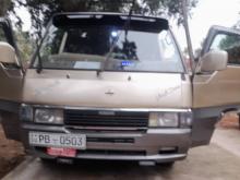 Nissan Caravan 1999 Van