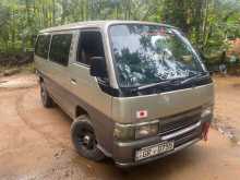 Nissan Caravan 1998 Van
