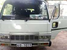 Nissan Caravan 1981 Van