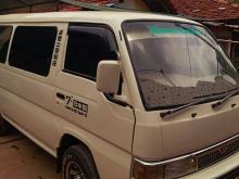 Nissan Caravan 1989 Van
