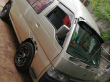 Nissan Caravan 1991 Van