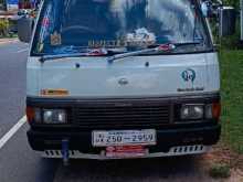 Nissan Caravan 1993 Van