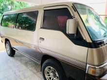 Nissan CARAVAN 1991 Van