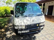 Nissan Caravan 1998 Van