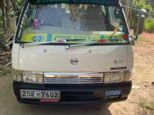Nissan Caravan 1994 Van