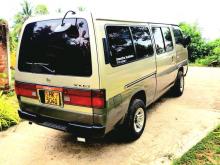 Nissan Caravan 2003 Van
